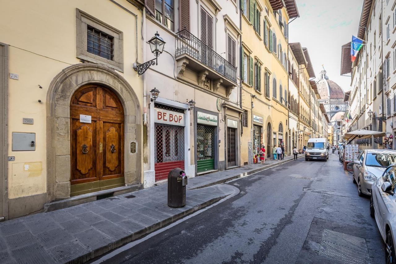 Tuscany Love Delle Tele-firenze Hotel del amor *